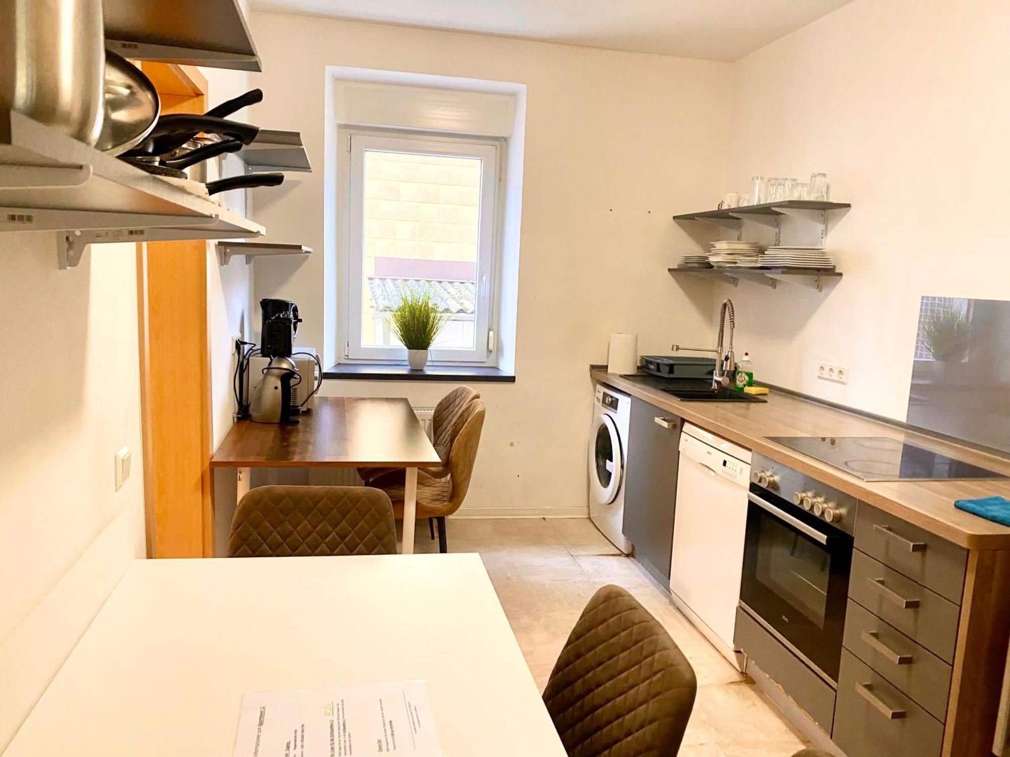Apartments Lissy I Und II Neunkirchen  Esterno foto
